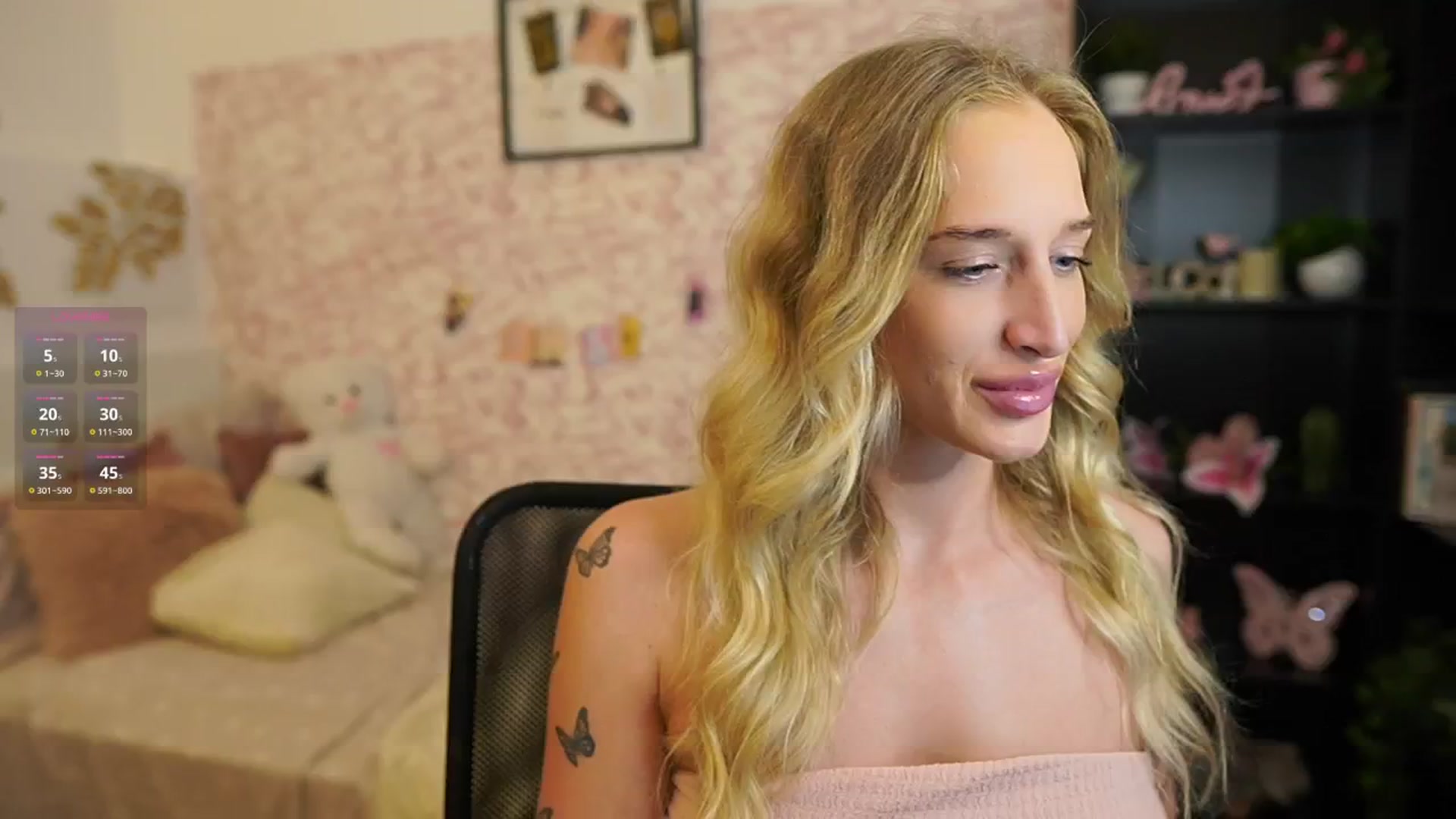 Gallery image thumbnail from NicoletteShea's myfreecams stream on, 05/02/2025, 13:46 image 7 of 20