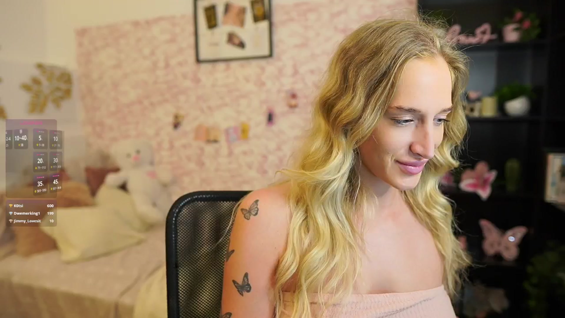 Gallery image thumbnail from NicoletteShea's myfreecams stream on, 05/02/2025, 16:33 image 5 of 20