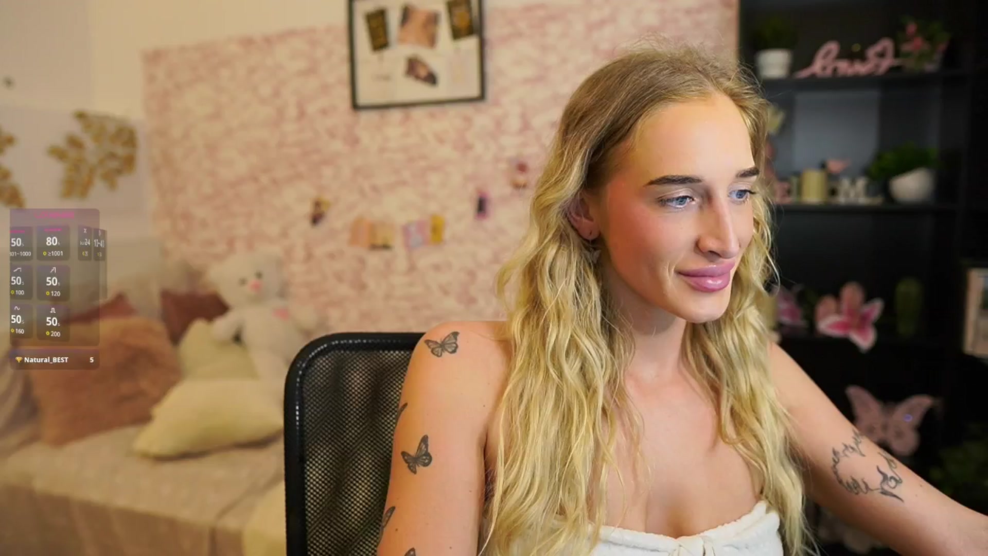 Gallery image thumbnail from NicoletteShea's myfreecams stream on, 05/05/2025, 14:23 image 9 of 20
