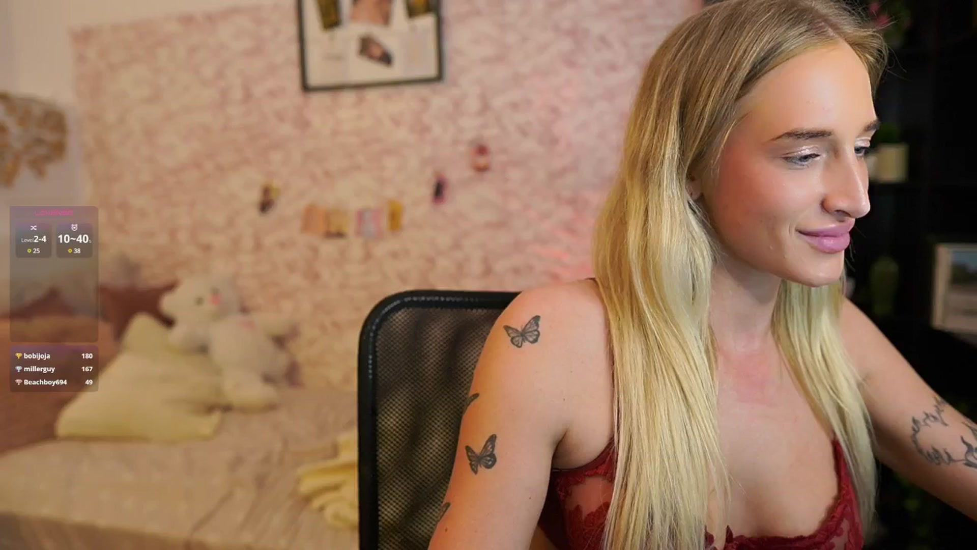 Gallery image thumbnail from NicoletteShea's myfreecams stream on, 05/21/2025, 16:11 image 16 of 20