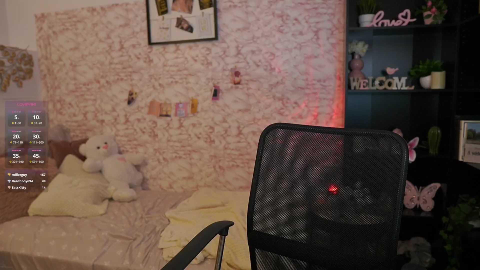 Gallery image thumbnail from NicoletteShea's myfreecams stream on, 05/21/2025, 16:11 image 6 of 20