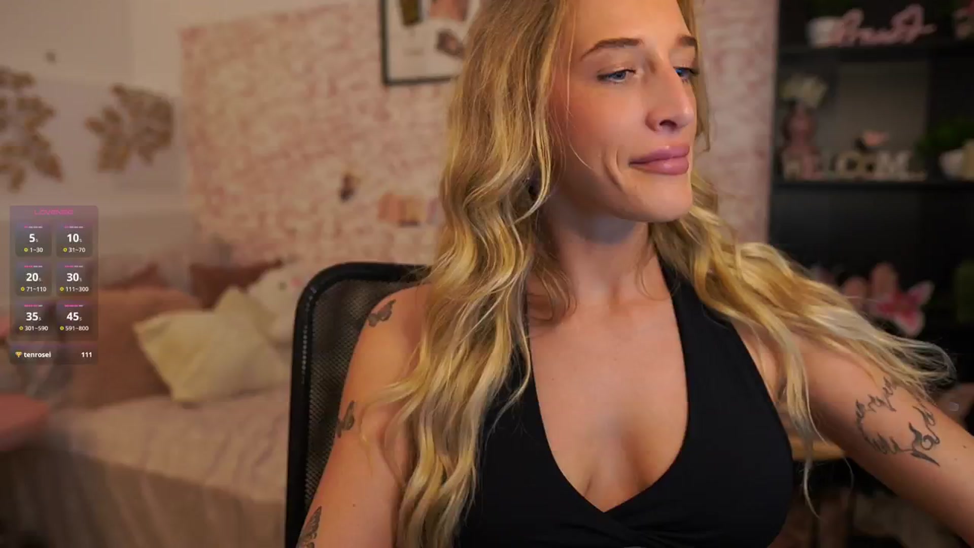 Gallery image thumbnail from NicoletteShea's myfreecams stream on, 05/28/2025, 14:40 image 10 of 20
