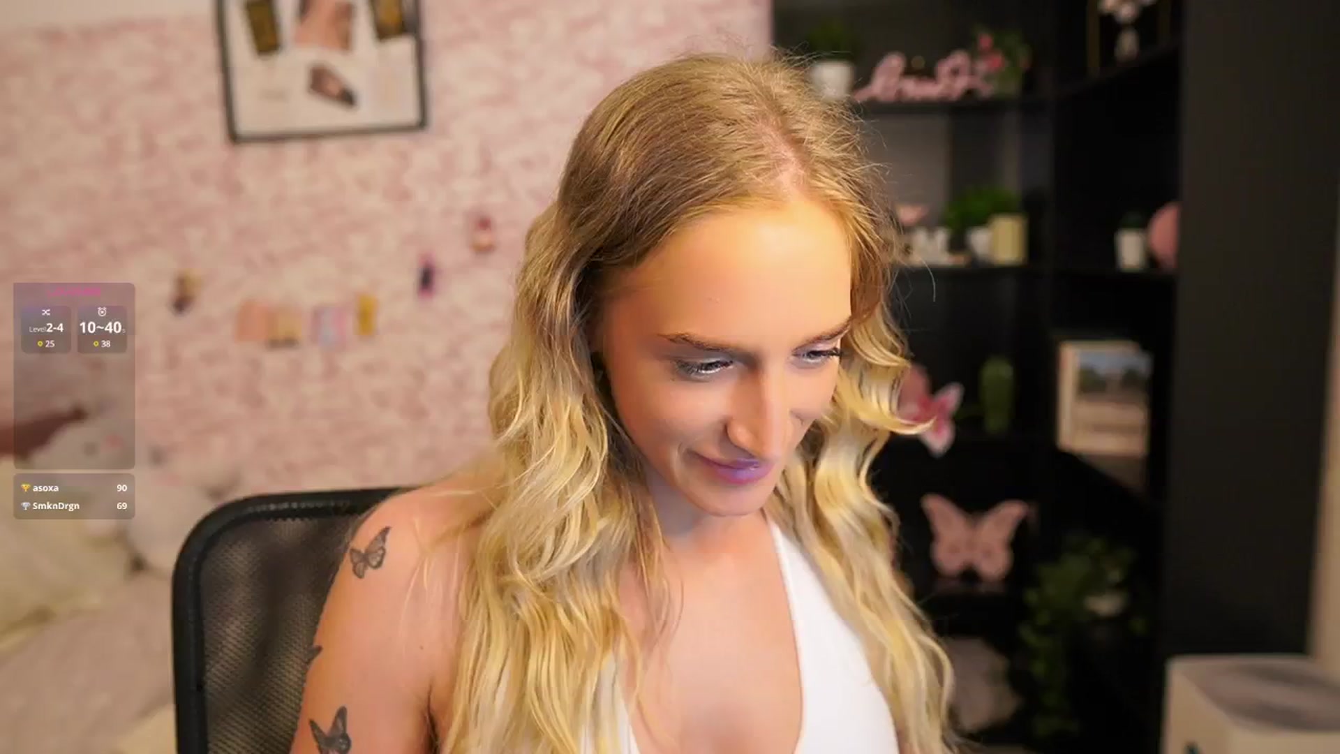 Gallery image thumbnail from NicoletteShea's myfreecams stream on, 05/29/2025, 18:04 image 5 of 20