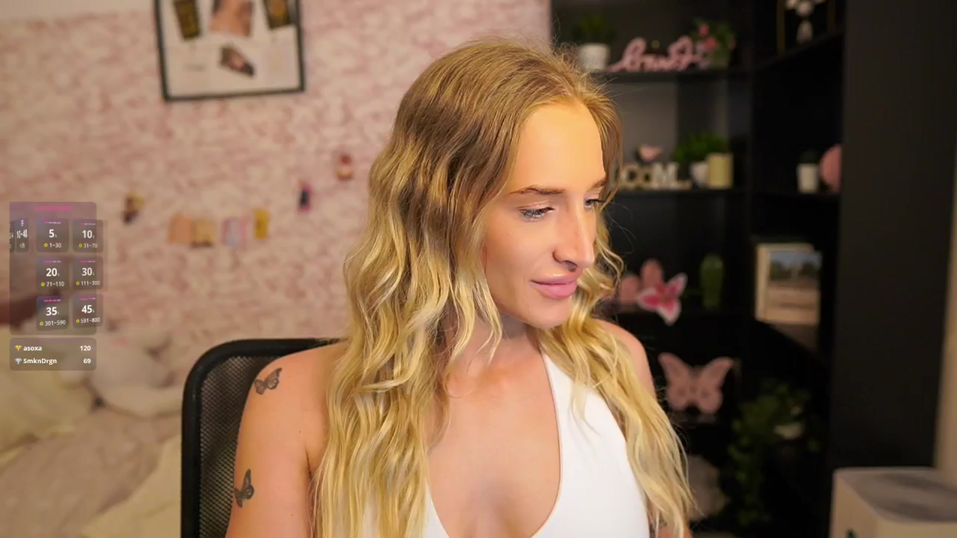 Gallery image thumbnail from NicoletteShea's myfreecams stream on, 05/29/2025, 18:04 image 6 of 20