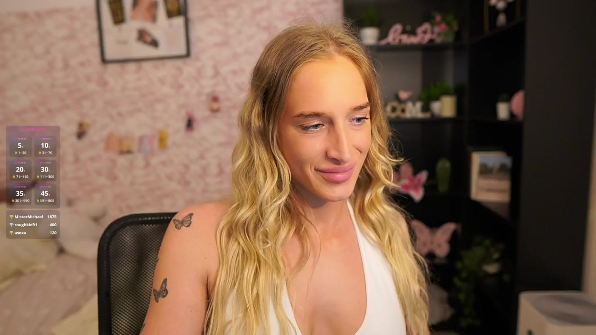 Gallery image thumbnail from NicoletteShea's myfreecams stream on, 05/29/2025, 18:04 image 13 of 20