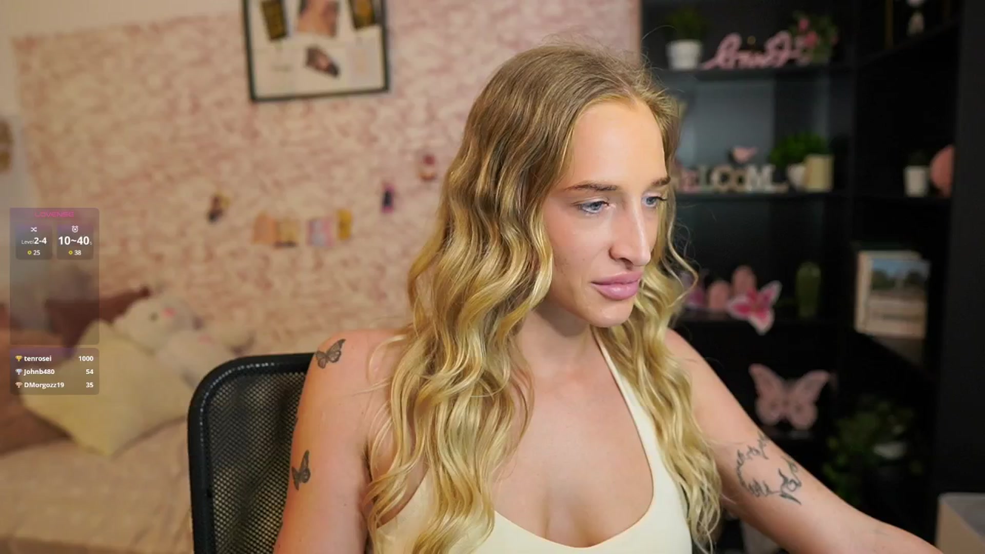 Gallery image thumbnail from NicoletteShea's myfreecams stream on, 05/30/2025, 10:52 image 14 of 20