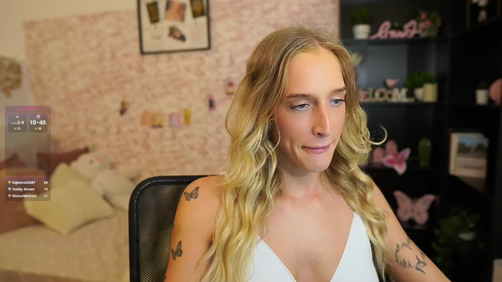 Gallery image thumbnail from NicoletteShea's myfreecams stream on, 06/02/2025, 16:10 image 8 of 20