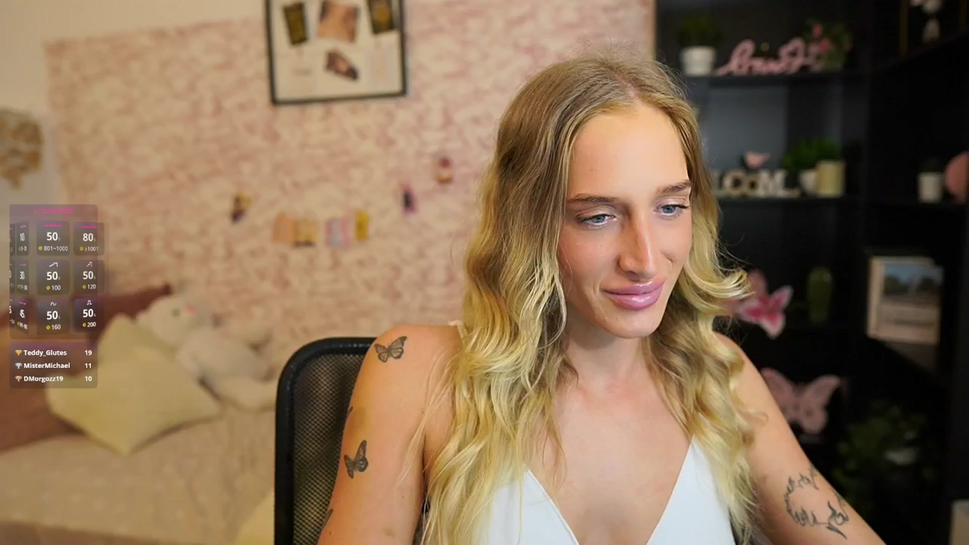 Gallery image thumbnail from NicoletteShea's myfreecams stream on, 06/02/2025, 16:10 image 7 of 20