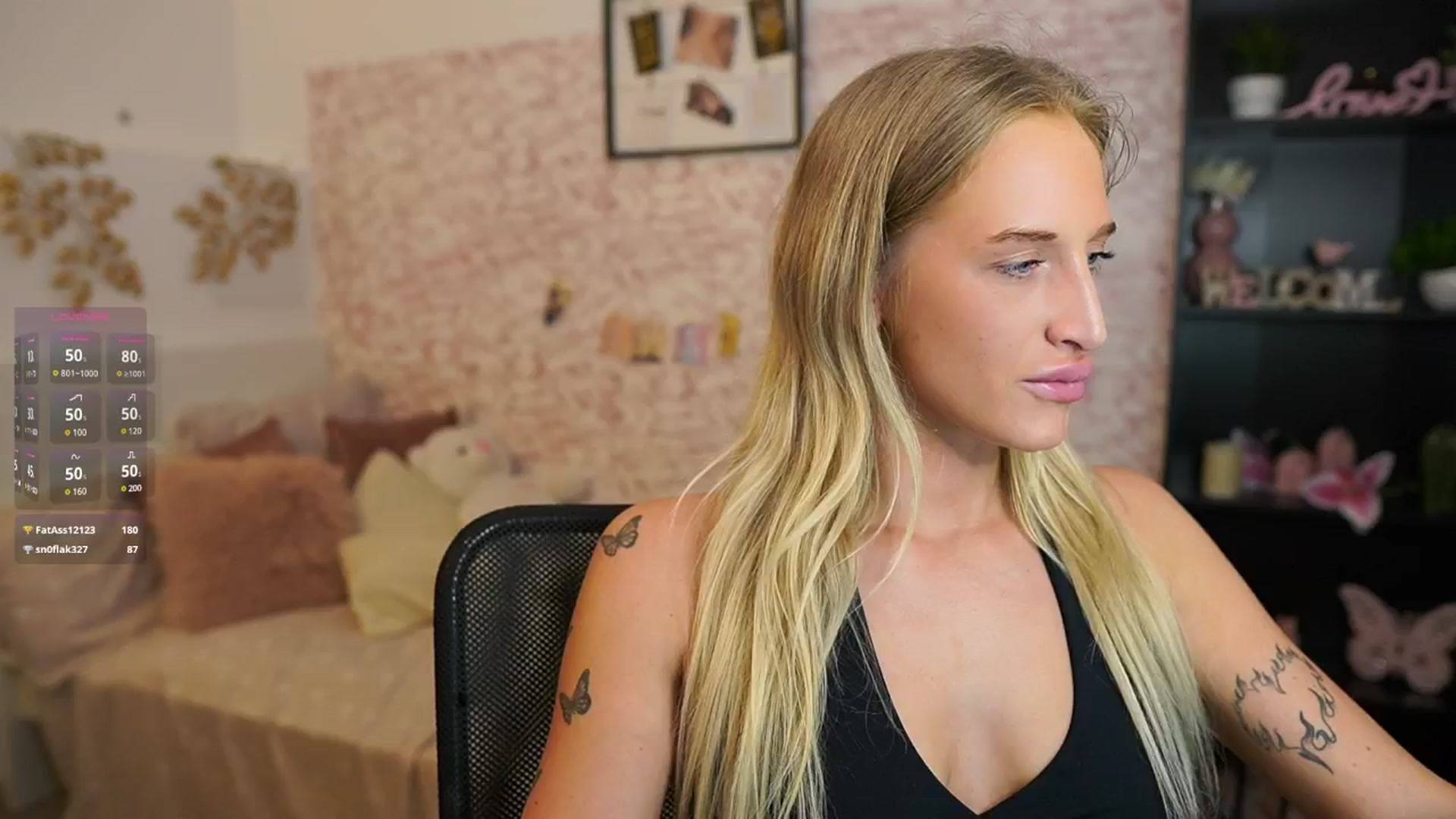 Gallery image thumbnail from NicoletteShea's myfreecams stream on, 06/17/2025, 08:16 image 19 of 20