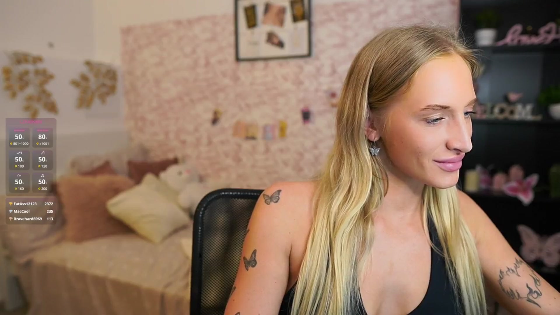 Gallery image thumbnail from NicoletteShea's myfreecams stream on, 06/17/2025, 10:20 image 14 of 20
