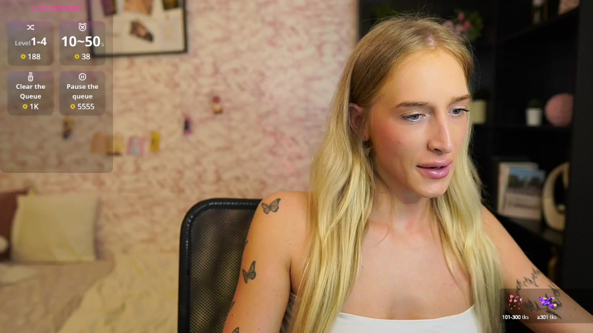 Gallery image thumbnail from NicoletteShea's myfreecams stream on, 07/09/2025, 15:06 image 4 of 20