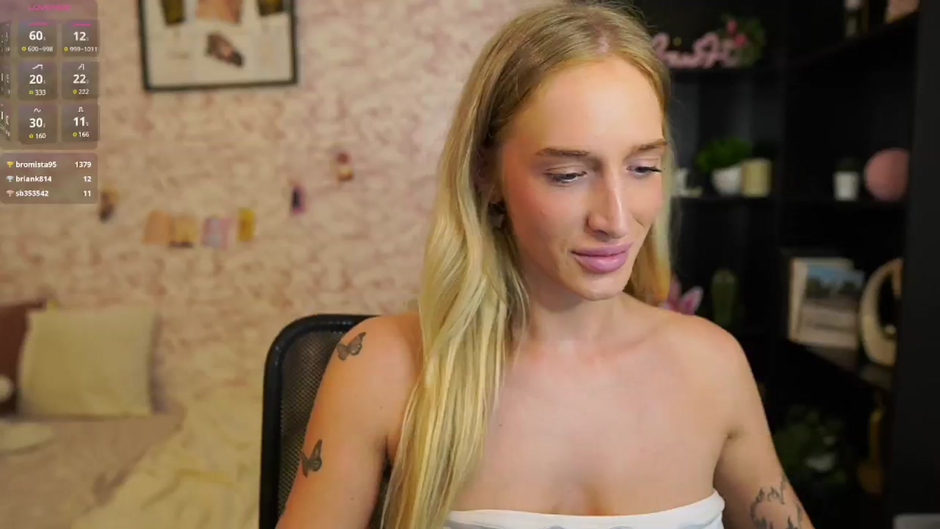 Gallery image thumbnail from NicoletteShea's myfreecams stream on, 07/09/2025, 18:04 image 11 of 20