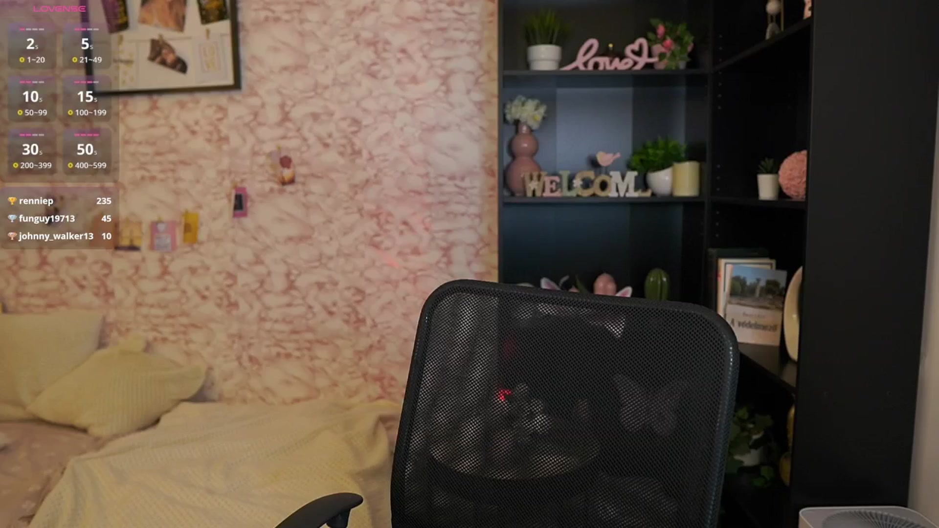 Gallery image thumbnail from NicoletteShea's myfreecams stream on, 07/17/2025, 14:35 image 10 of 20