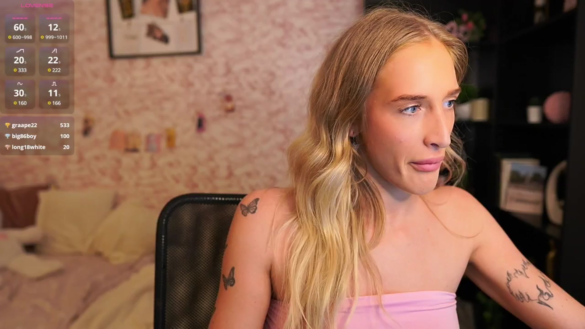 Gallery image thumbnail from NicoletteShea's myfreecams stream on, 07/19/2025, 16:26 image 2 of 20