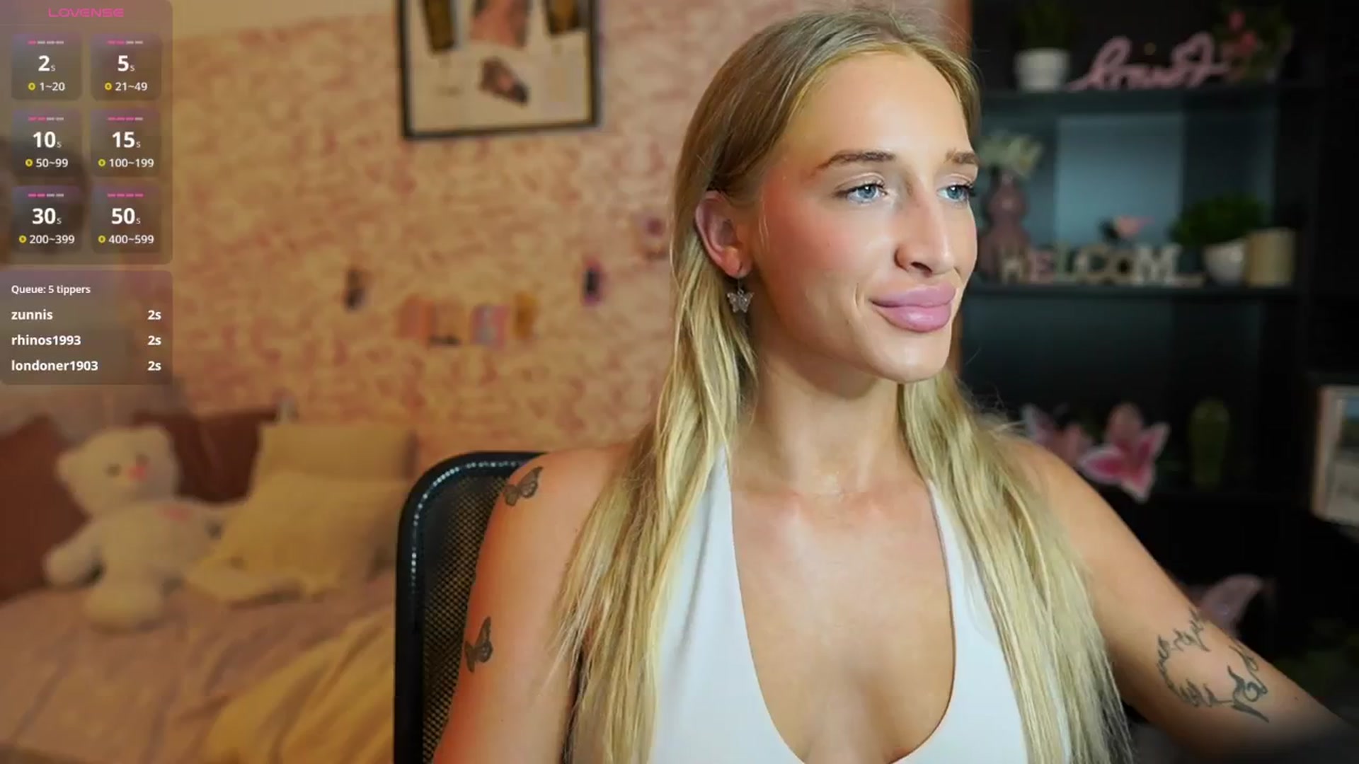 Gallery image thumbnail from NicoletteShea's myfreecams stream on, 07/23/2025, 15:35 image 9 of 20