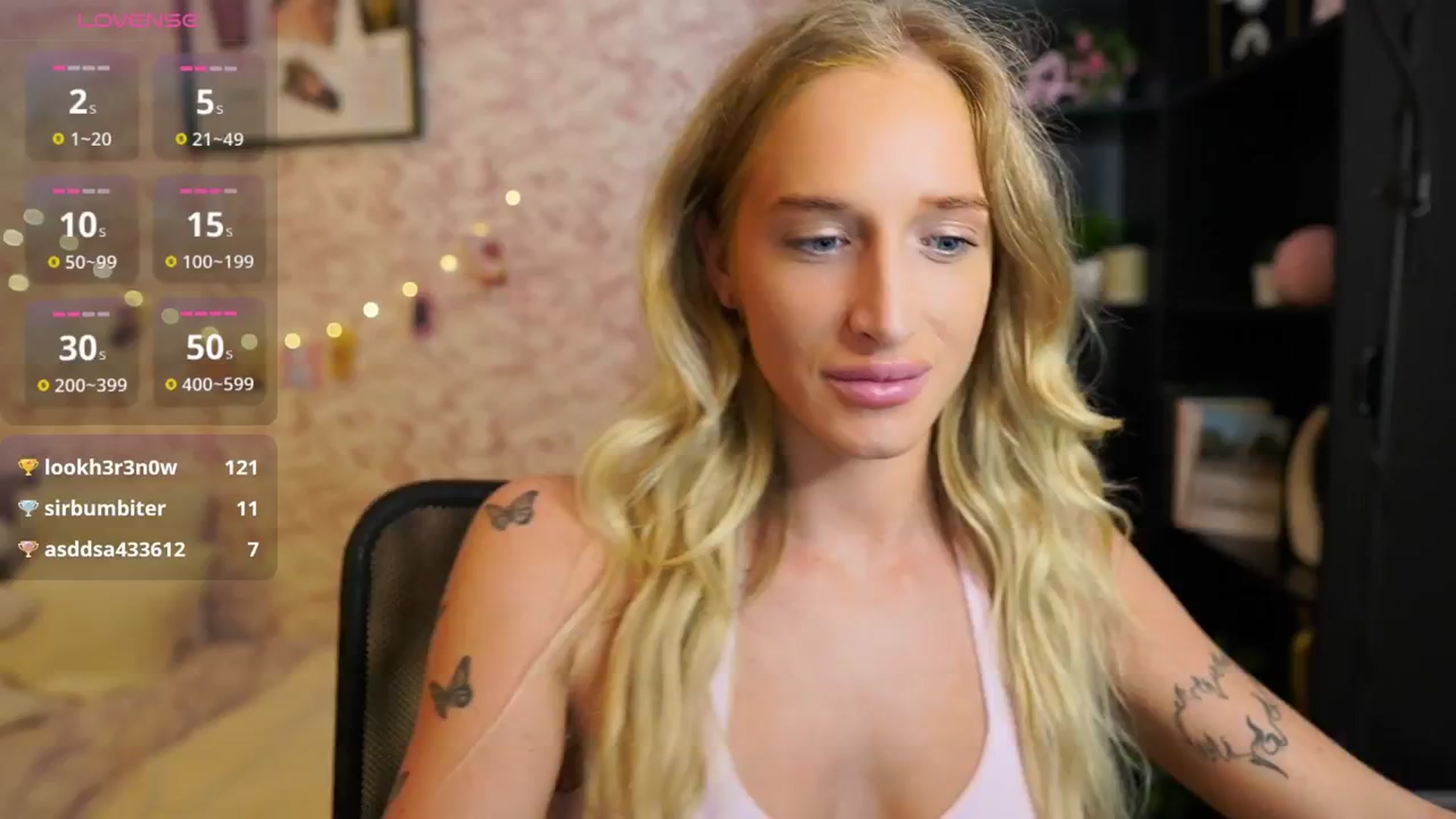 Gallery image thumbnail from NicoletteShea's myfreecams stream on, 08/03/2025, 15:44 image 6 of 20