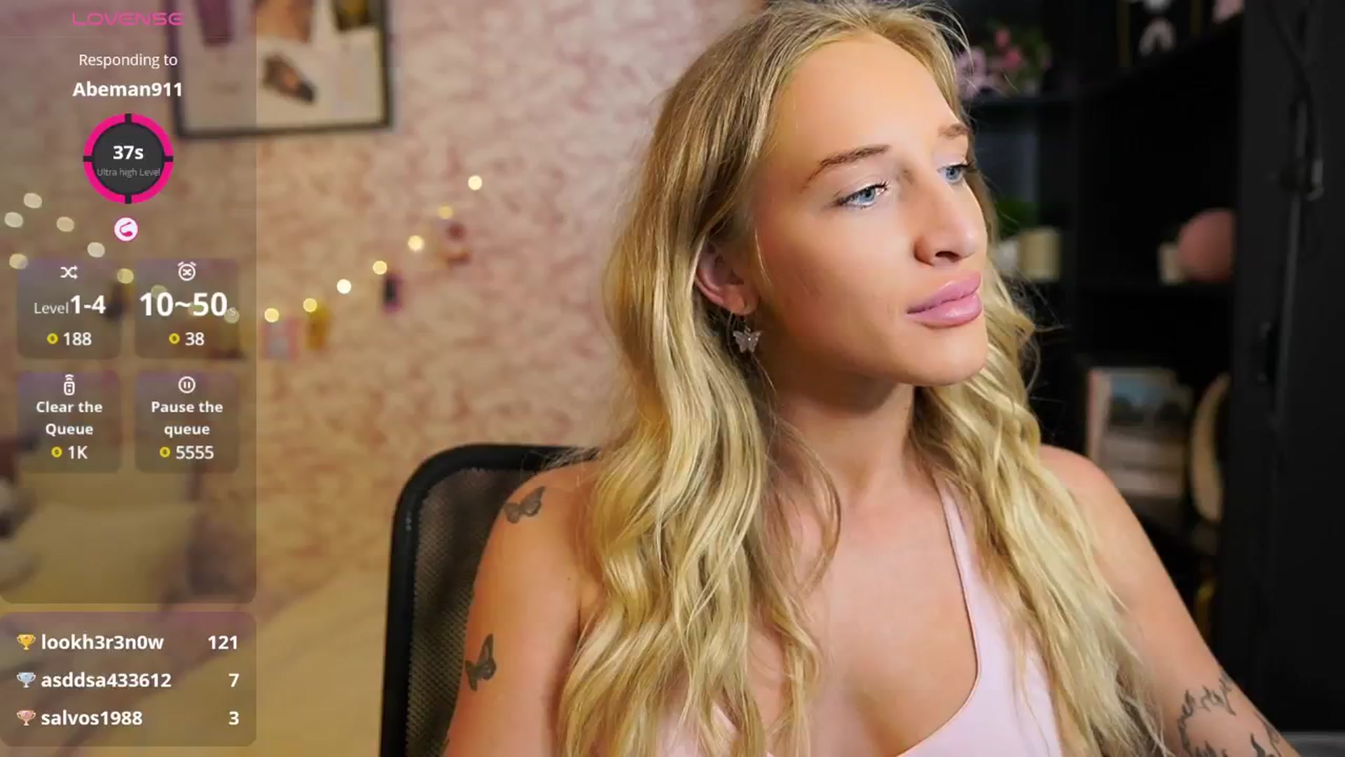 Gallery image thumbnail from NicoletteShea's myfreecams stream on, 08/03/2025, 15:44 image 3 of 20