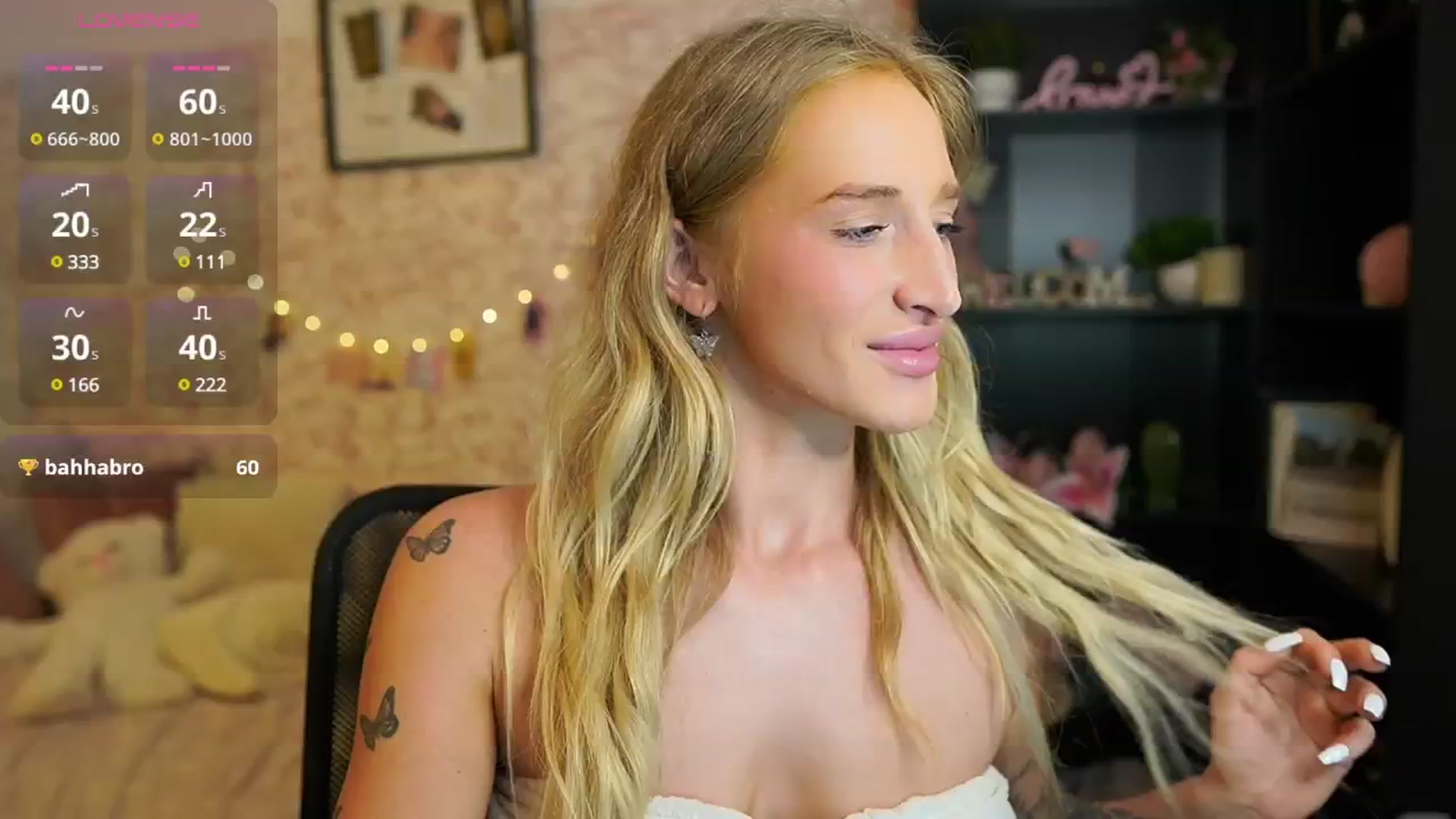 Gallery image thumbnail from NicoletteShea's myfreecams stream on, 08/09/2025, 14:11 image 14 of 20
