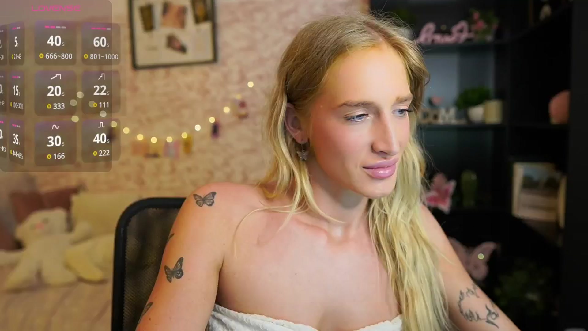 Gallery image thumbnail from NicoletteShea's myfreecams stream on, 08/09/2025, 14:11 image 6 of 20