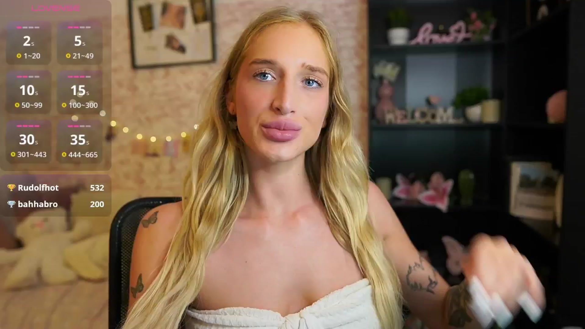 Gallery image thumbnail from NicoletteShea's myfreecams stream on, 08/09/2025, 15:54 image 13 of 20