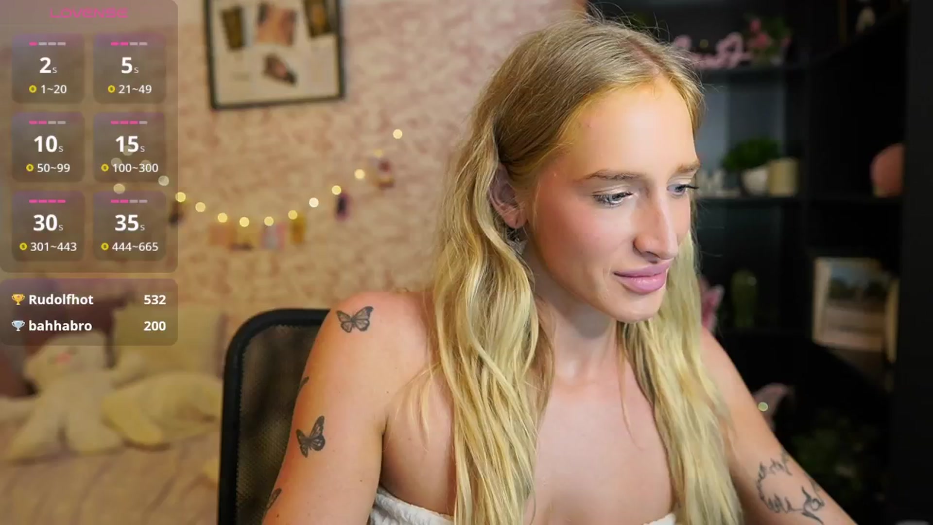 Gallery image thumbnail from NicoletteShea's myfreecams stream on, 08/09/2025, 15:54 image 11 of 20