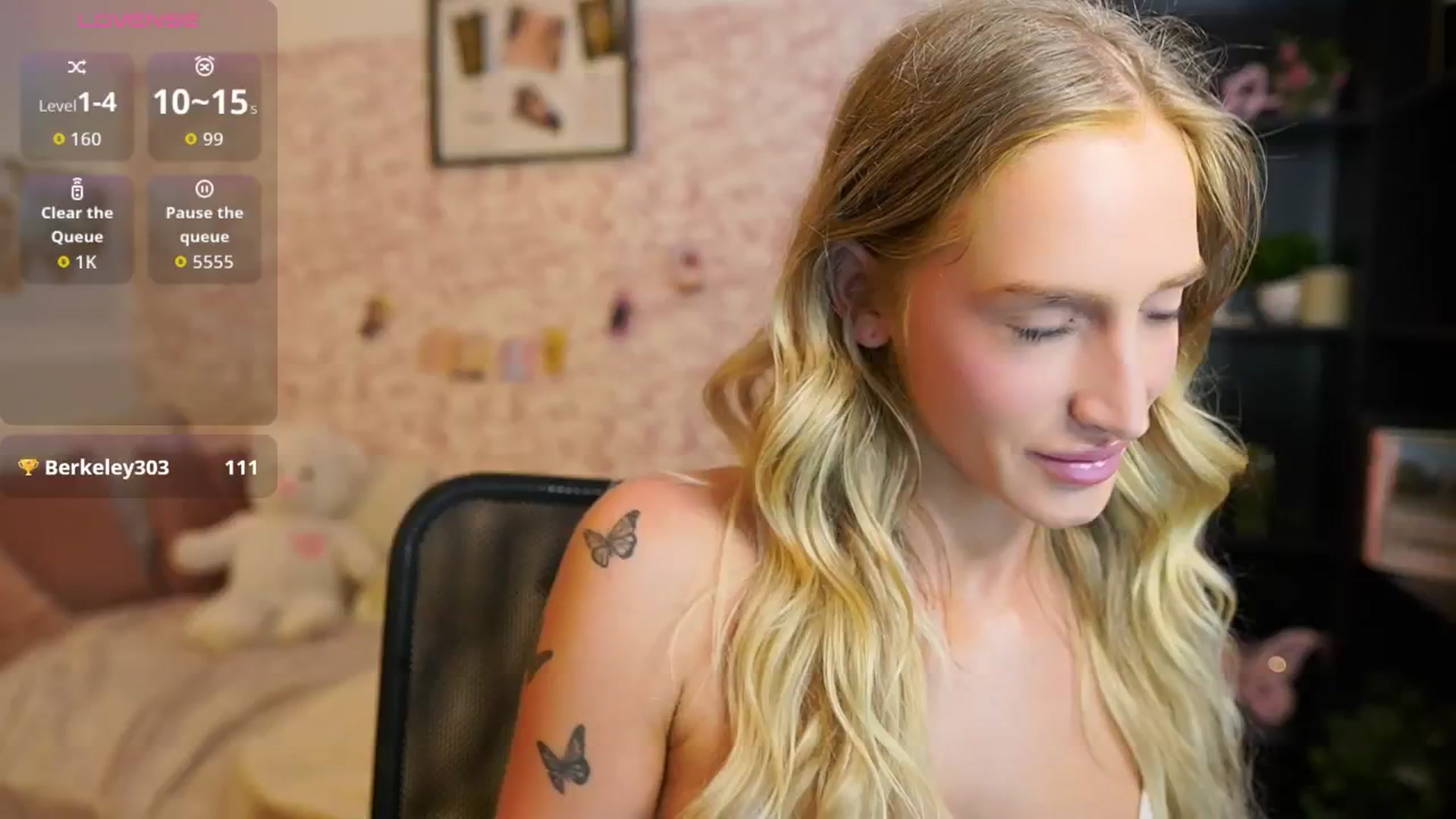 Gallery image thumbnail from NicoletteShea's myfreecams stream on, 08/13/2025, 14:34 image 2 of 20