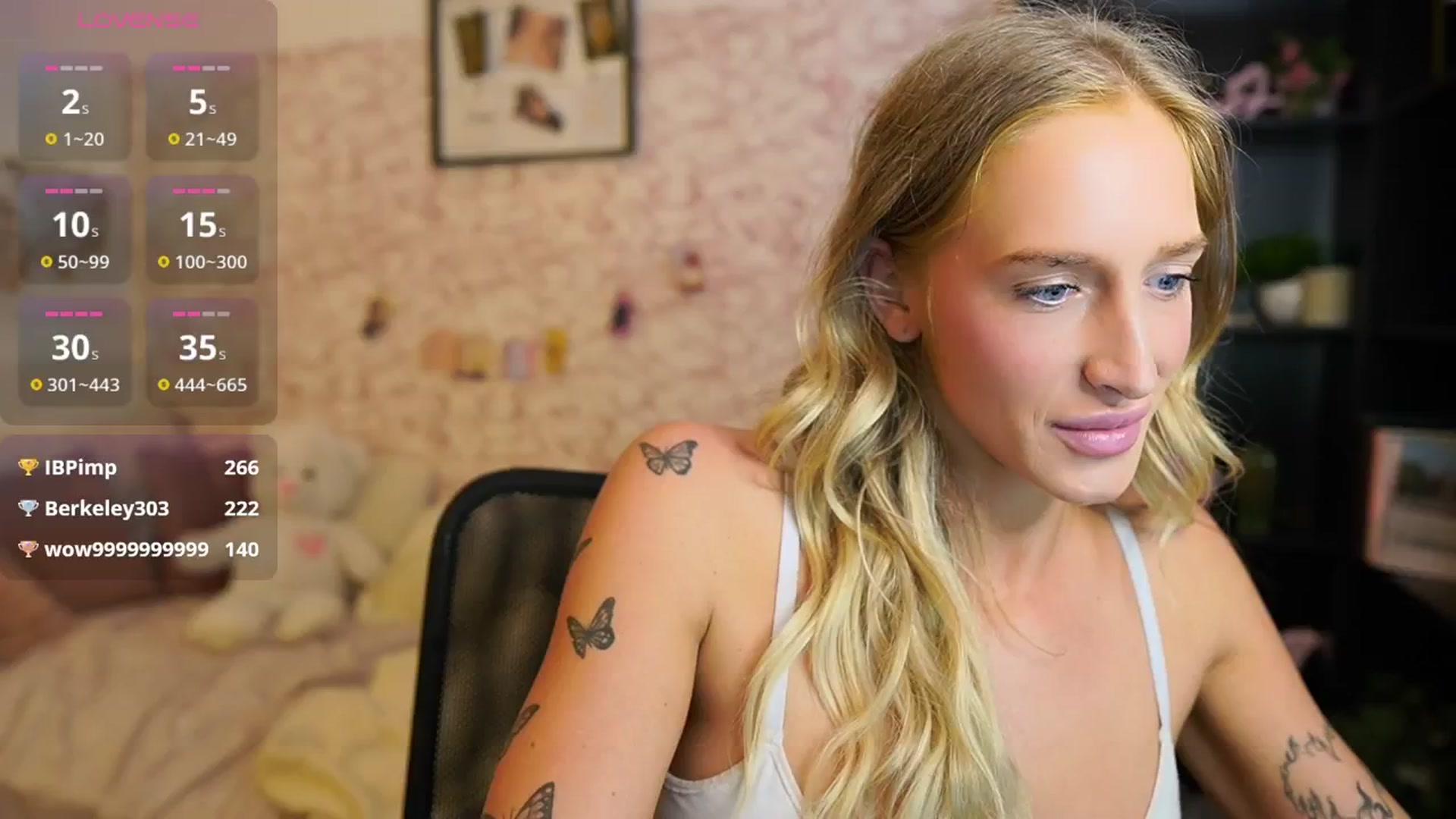 Gallery image thumbnail from NicoletteShea's myfreecams stream on, 08/13/2025, 18:04 image 11 of 20