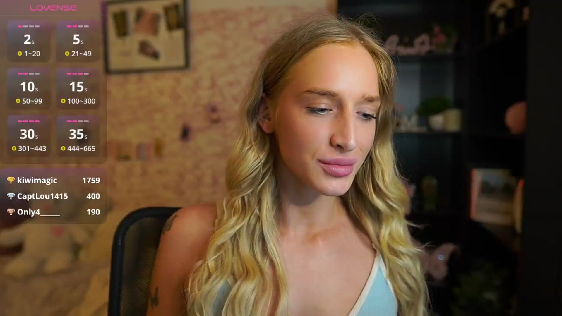Gallery image thumbnail from NicoletteShea's myfreecams stream on, 08/14/2025, 14:12 image 13 of 20