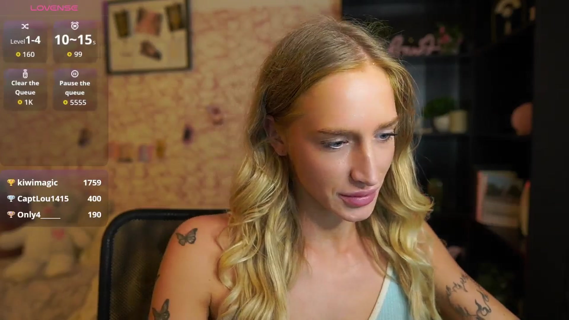 Gallery image thumbnail from NicoletteShea's myfreecams stream on, 08/14/2025, 14:12 image 6 of 20