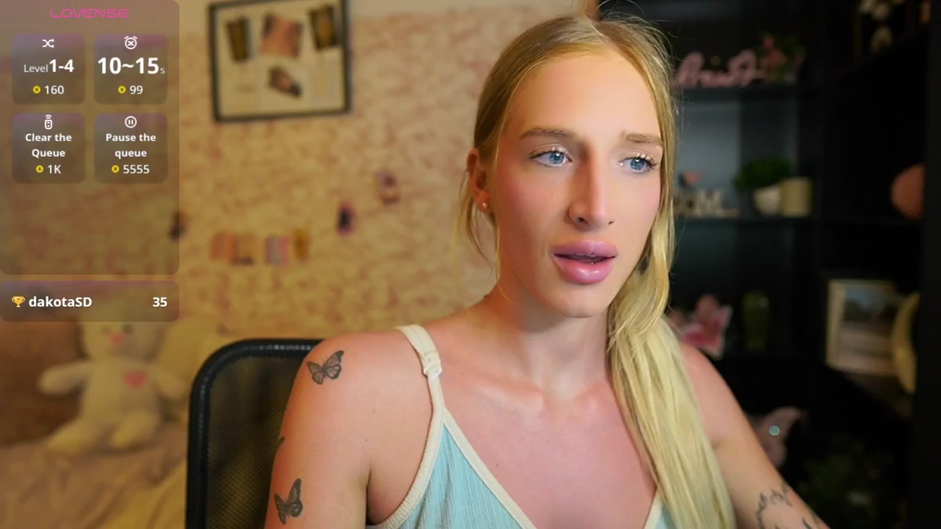 Gallery image thumbnail from NicoletteShea's myfreecams stream on, 08/20/2025, 14:57 image 5 of 20