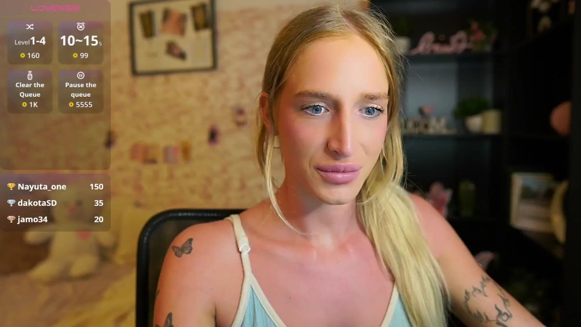 Gallery image thumbnail from NicoletteShea's myfreecams stream on, 08/20/2025, 15:43 image 15 of 20