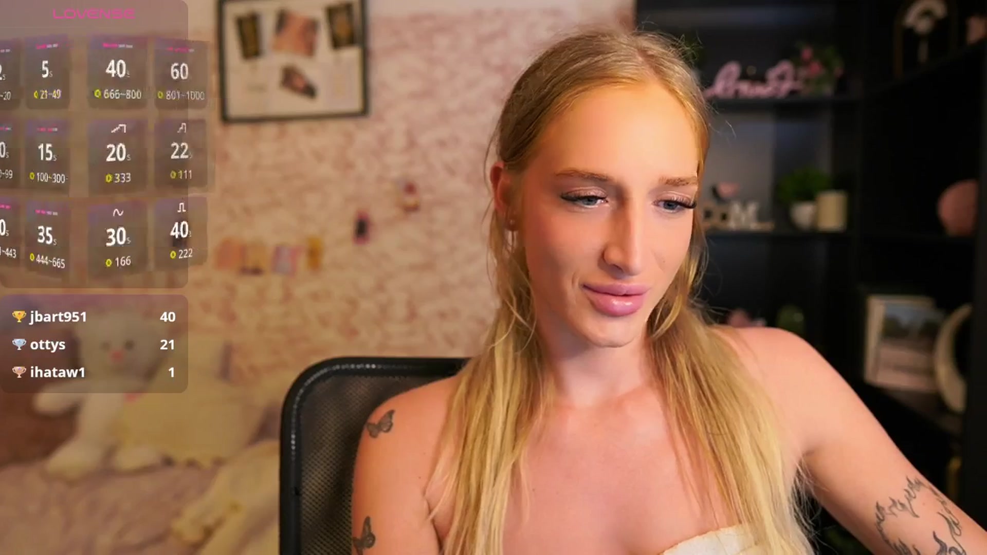 Gallery image thumbnail from NicoletteShea's myfreecams stream on, 08/22/2025, 16:46 image 9 of 20