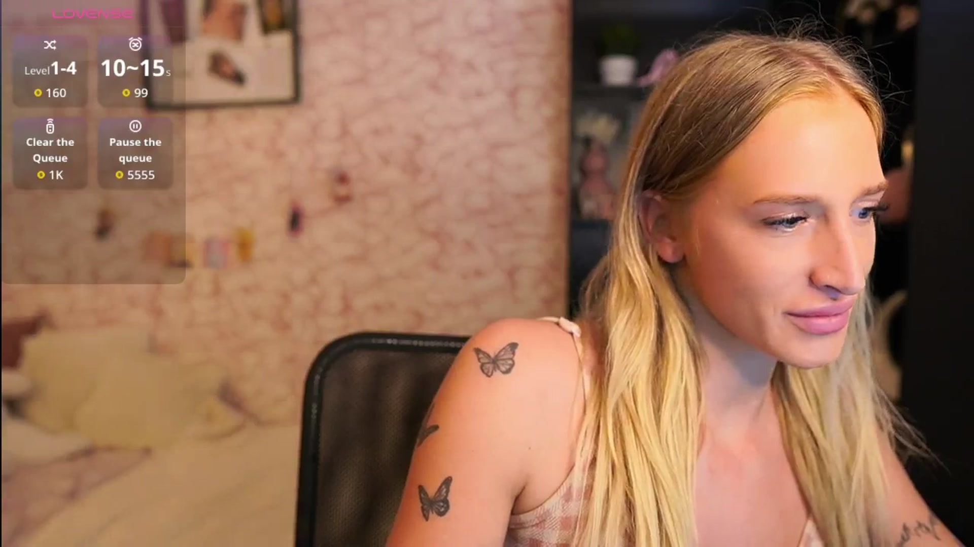 Gallery image thumbnail from NicoletteShea's myfreecams stream on, 08/27/2025, 14:38 image 6 of 20