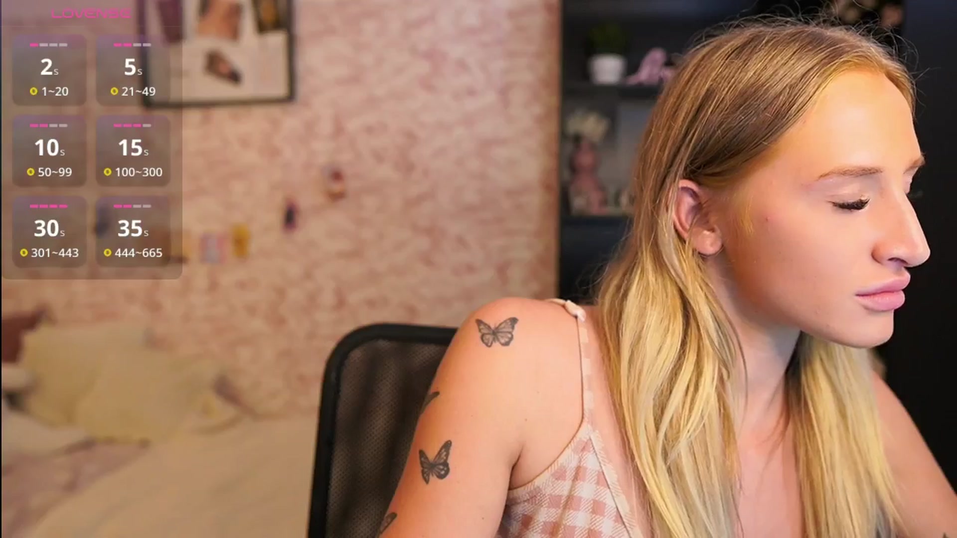 Gallery image thumbnail from NicoletteShea's myfreecams stream on, 08/27/2025, 14:38 image 17 of 20