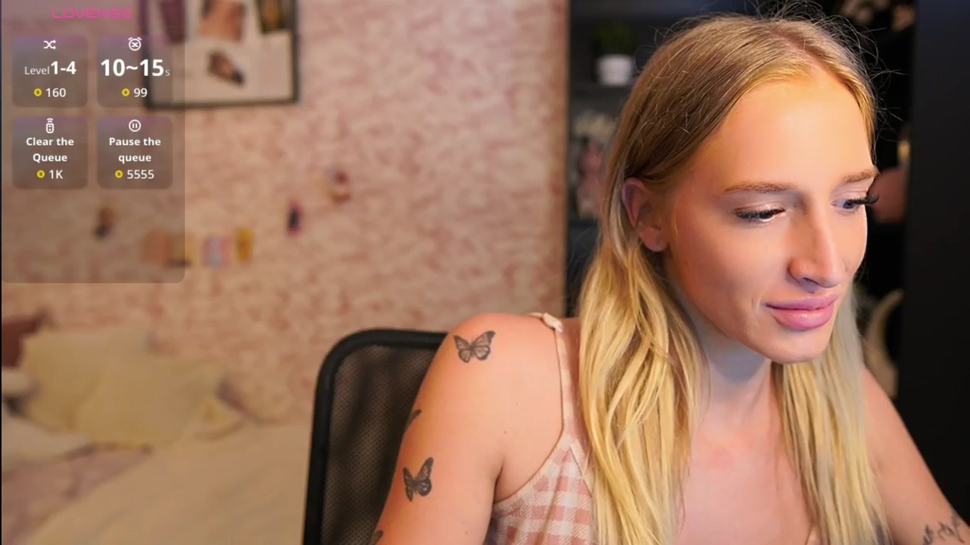 Gallery image thumbnail from NicoletteShea's myfreecams stream on, 08/27/2025, 14:38 image 15 of 20