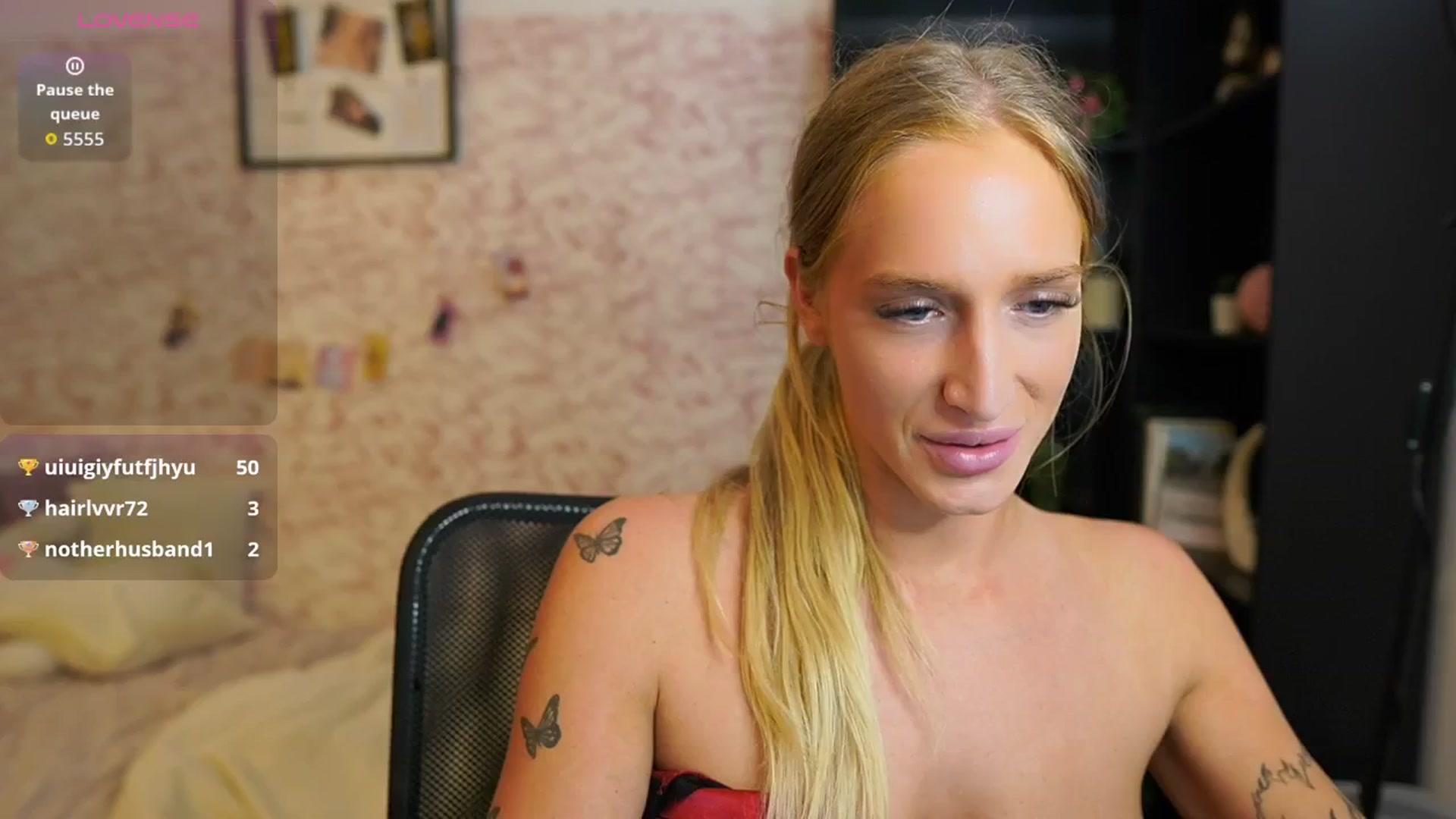 Gallery image thumbnail from NicoletteShea's myfreecams stream on, 09/10/2025, 13:16 image 18 of 20
