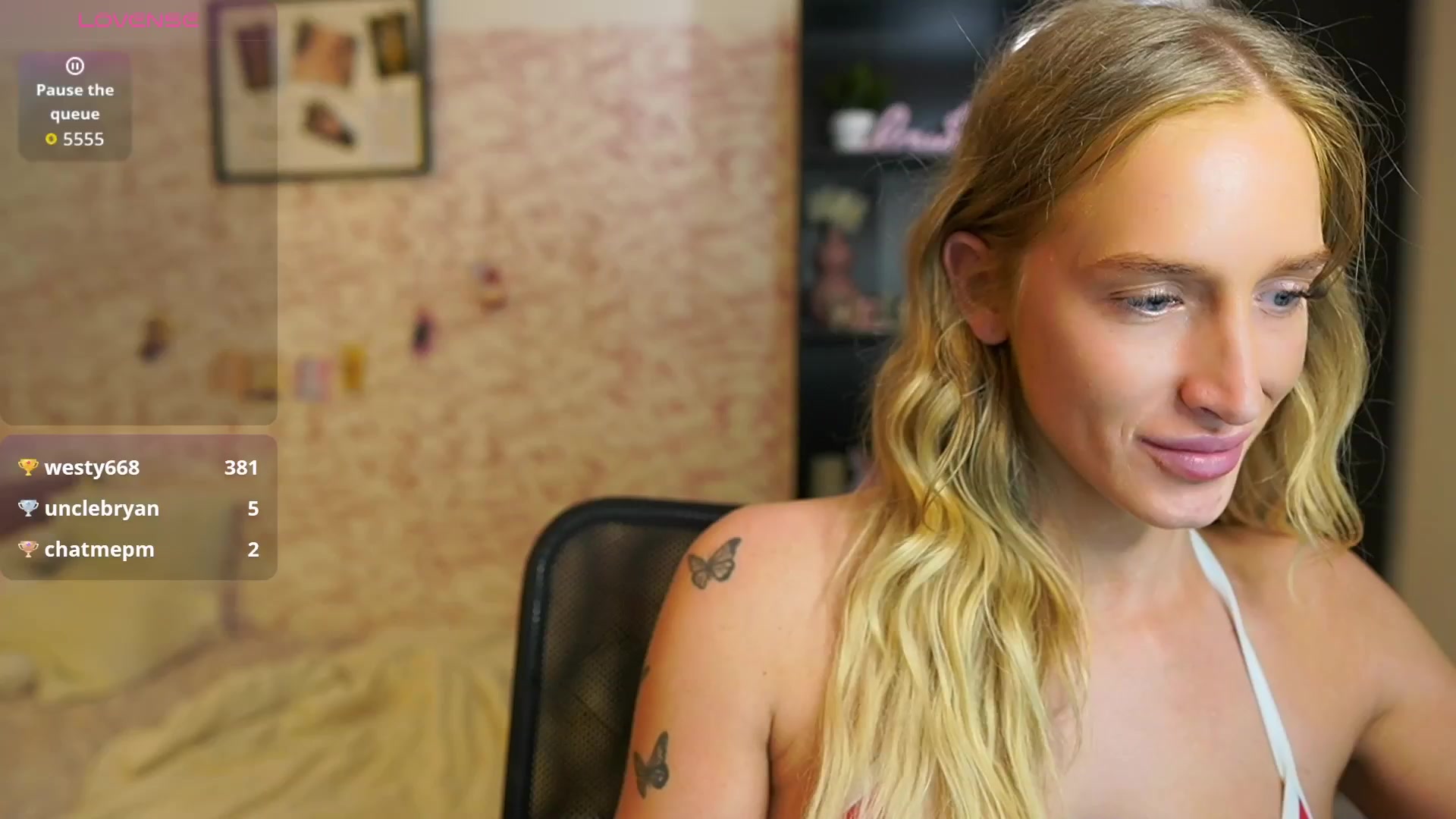 Gallery image thumbnail from NicoletteShea's myfreecams stream on, 09/26/2025, 11:48 image 12 of 20