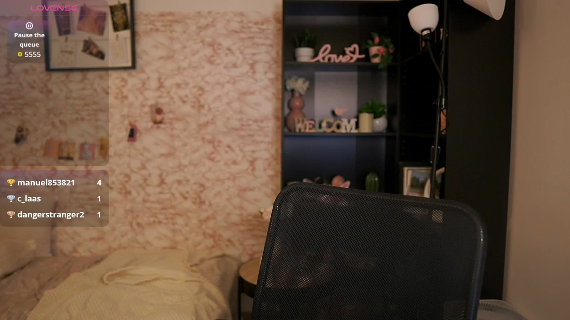 Gallery image thumbnail from NicoletteShea's myfreecams stream on, 09/30/2025, 10:49 image 11 of 20