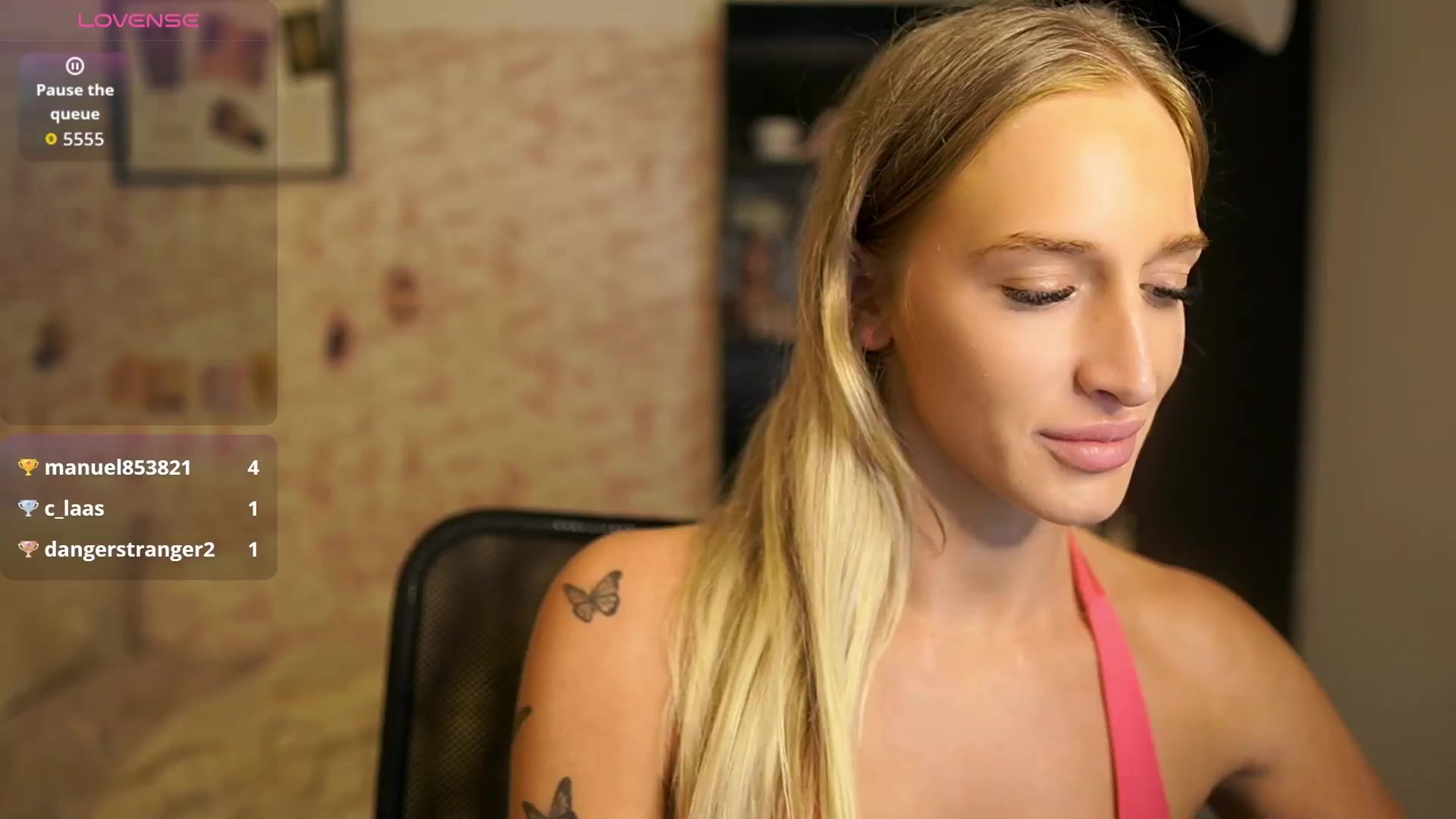 Gallery image thumbnail from NicoletteShea's myfreecams stream on, 09/30/2025, 12:06 image 16 of 20