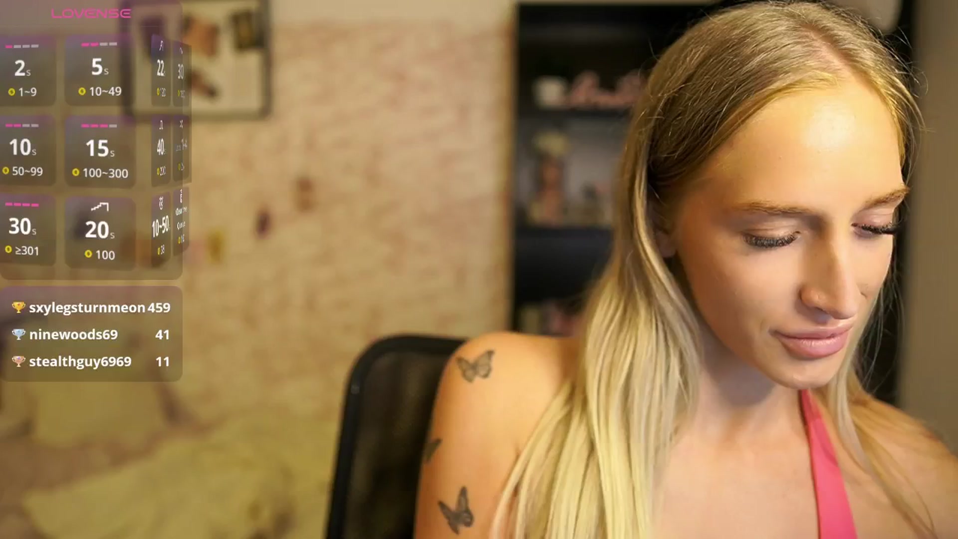 Gallery image thumbnail from NicoletteShea's myfreecams stream on, 10/01/2025, 13:02 image 18 of 20
