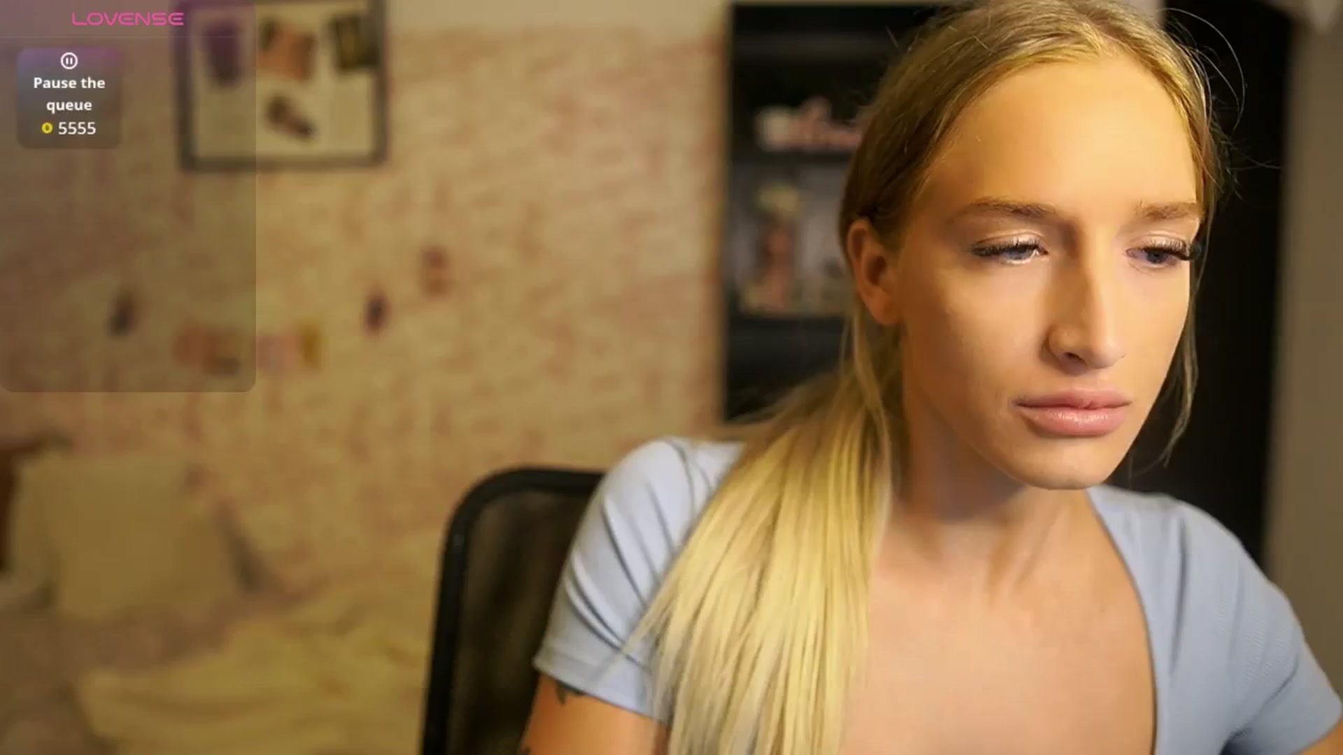 Gallery image thumbnail from NicoletteShea's myfreecams stream on, 10/02/2025, 09:29 image 3 of 20