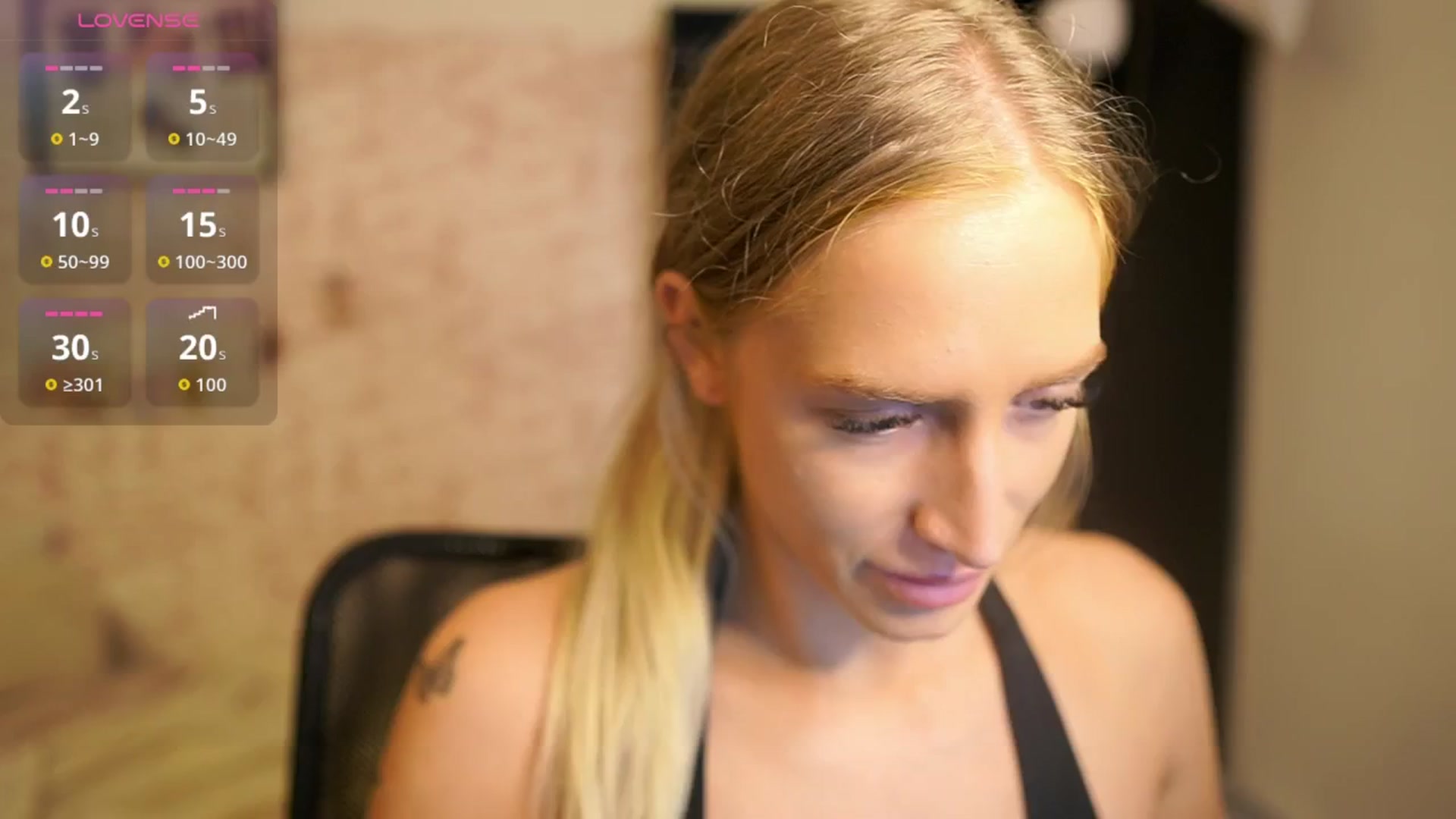 Gallery image thumbnail from NicoletteShea's myfreecams stream on, 10/07/2025, 09:06 image 6 of 20