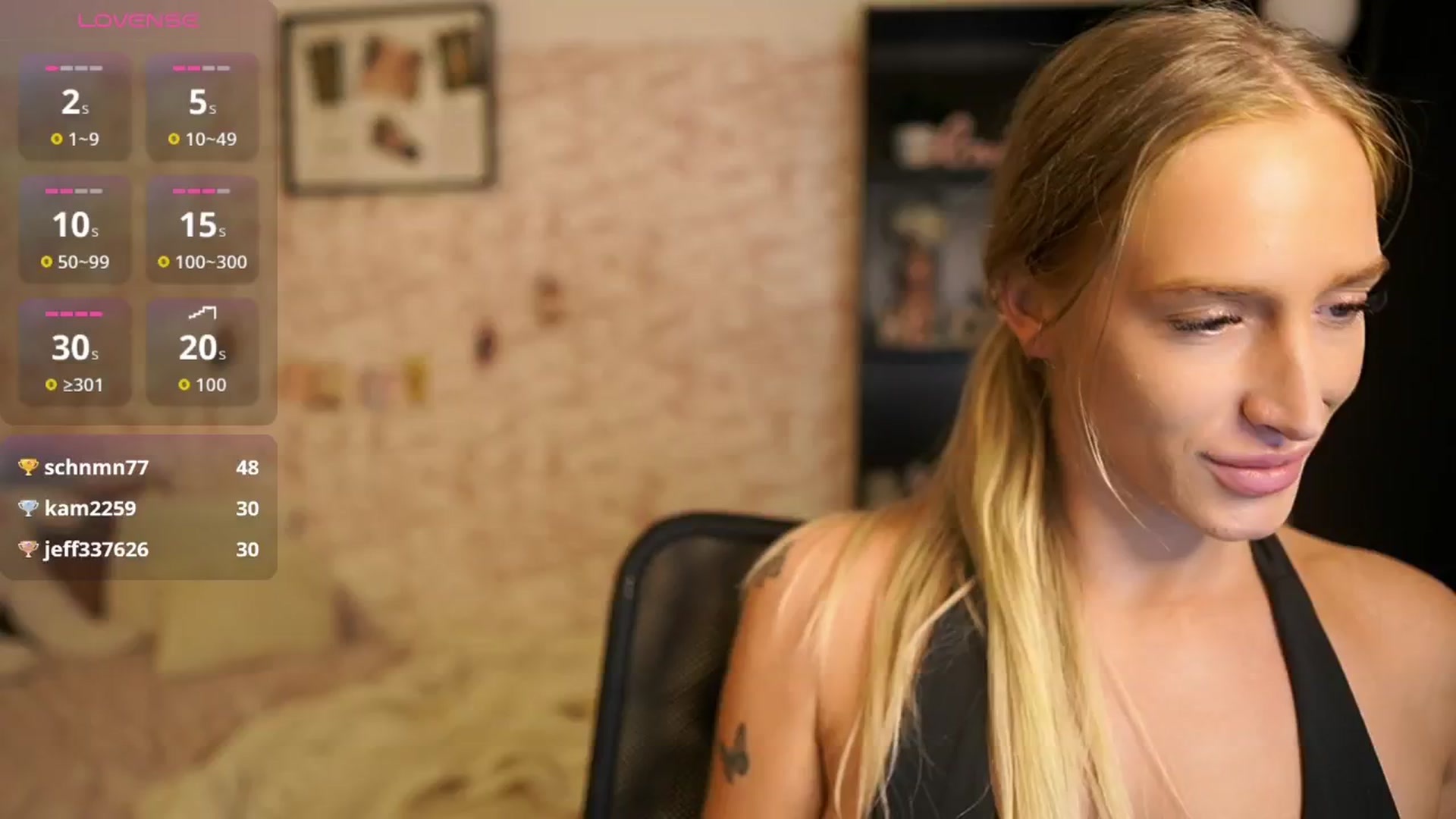 Gallery image thumbnail from NicoletteShea's myfreecams stream on, 10/07/2025, 12:12 image 11 of 20