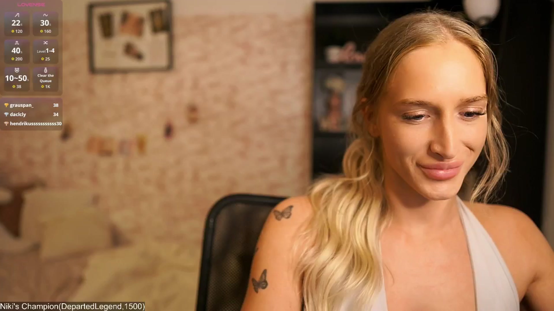 Gallery image thumbnail from NicoletteShea's myfreecams stream on, 10/08/2025, 13:04 image 15 of 20