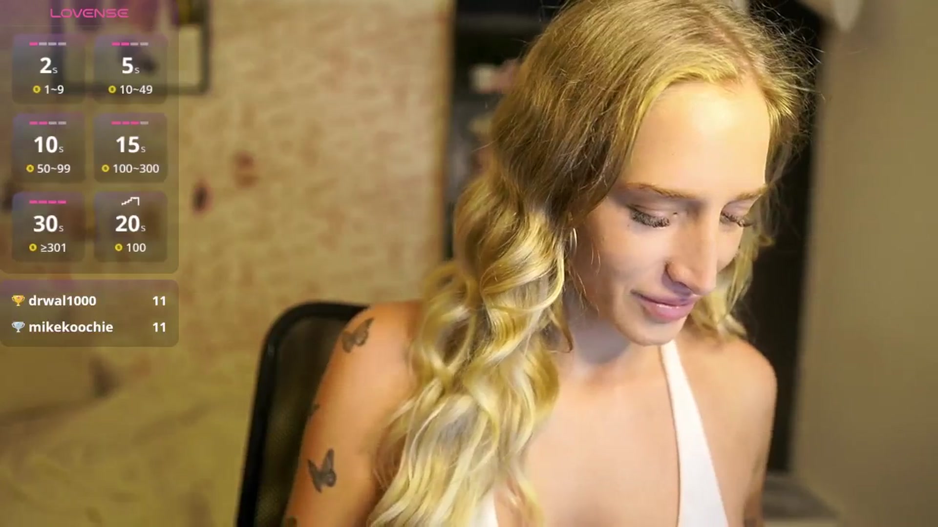 Gallery image thumbnail from NicoletteShea's myfreecams stream on, 10/17/2025, 10:58 image 10 of 20