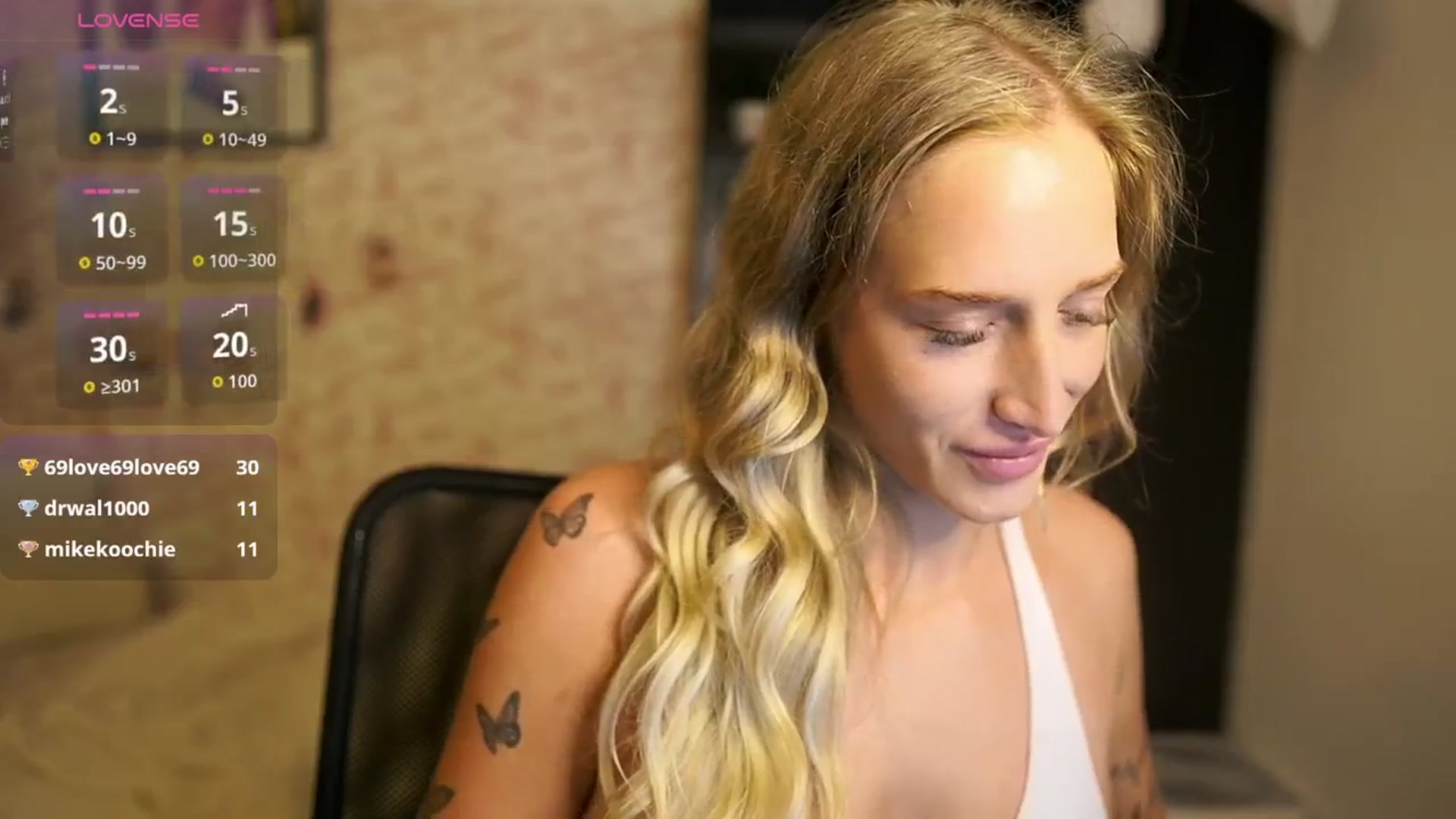 Gallery image thumbnail from NicoletteShea's myfreecams stream on, 10/17/2025, 12:34 image 7 of 20