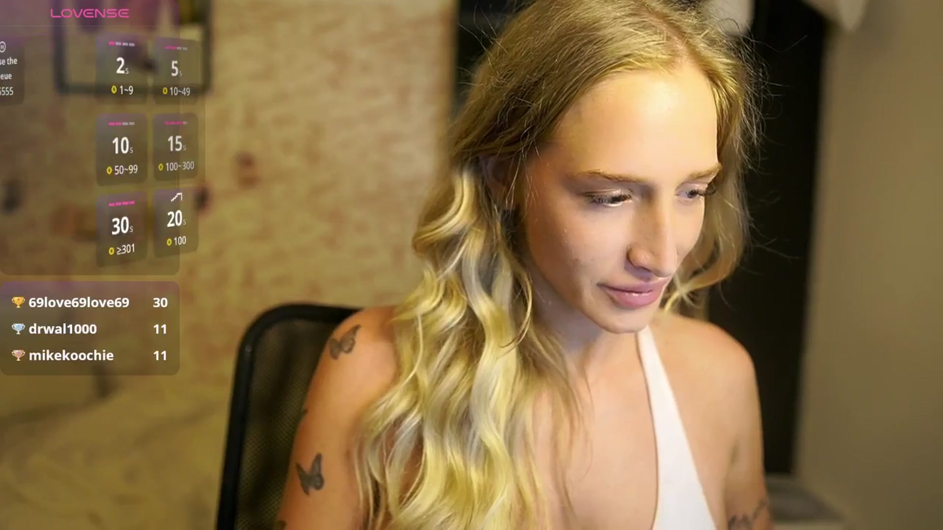 Gallery image thumbnail from NicoletteShea's myfreecams stream on, 10/17/2025, 12:34 image 10 of 20
