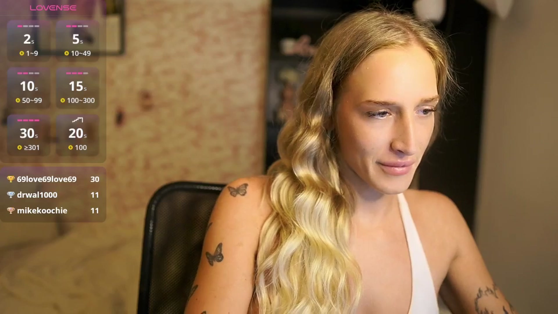 Gallery image thumbnail from NicoletteShea's myfreecams stream on, 10/17/2025, 12:34 image 19 of 20