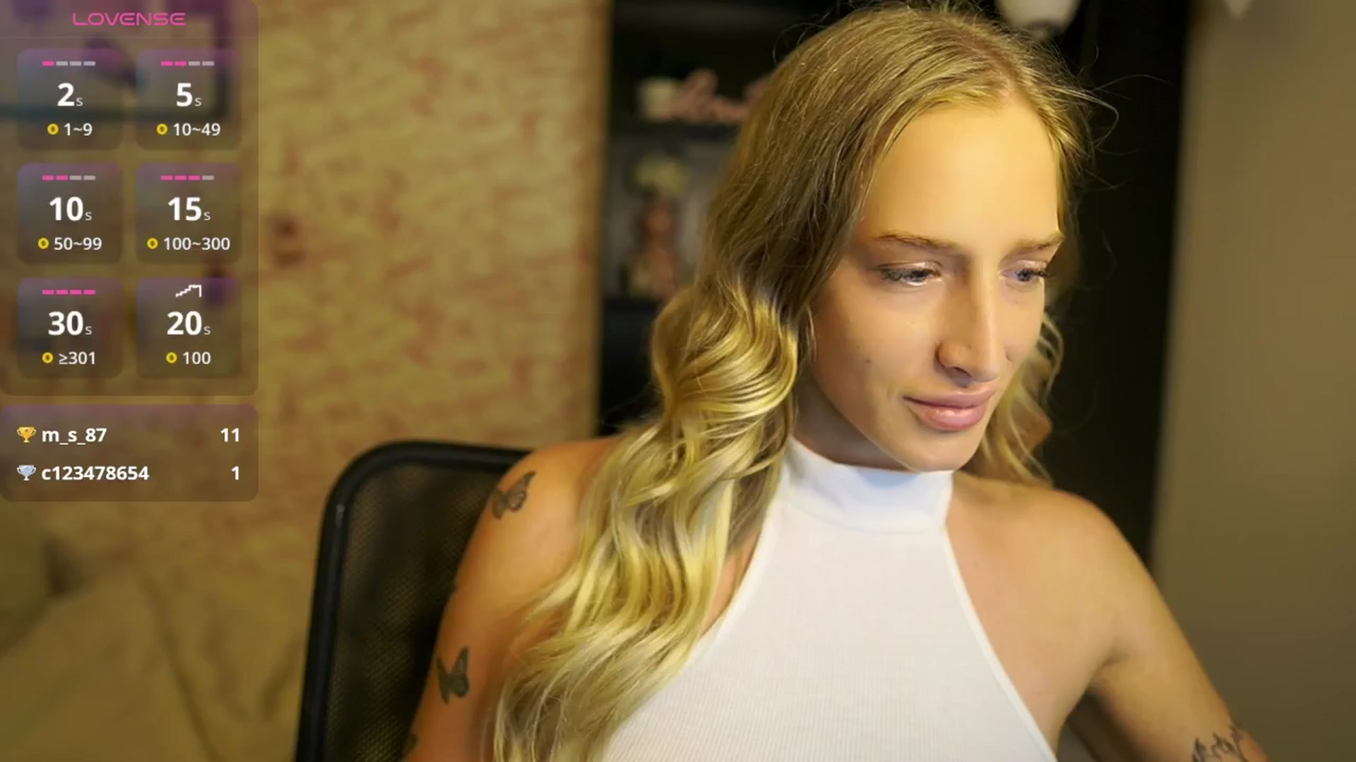 Gallery image thumbnail from NicoletteShea's myfreecams stream on, 10/18/2025, 09:44 image 4 of 20
