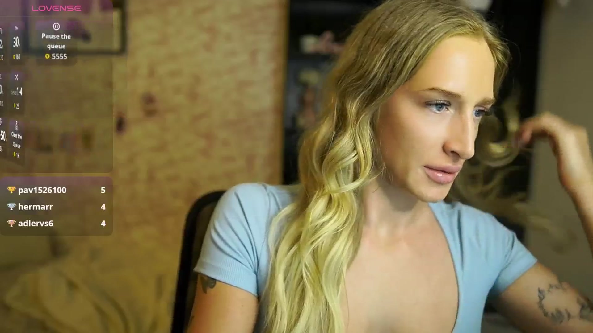 Gallery image thumbnail from NicoletteShea's myfreecams stream on, 10/19/2025, 15:44 image 18 of 20